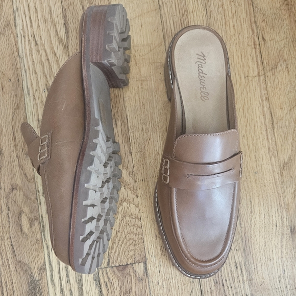 Men's Tan Loafers - Picture 9 of 10